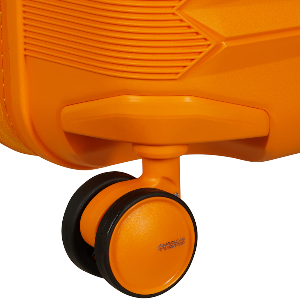 
American Tourister Fastforward 4 Wheel 55cm Exp Cabin Suitcase Radiant Orange