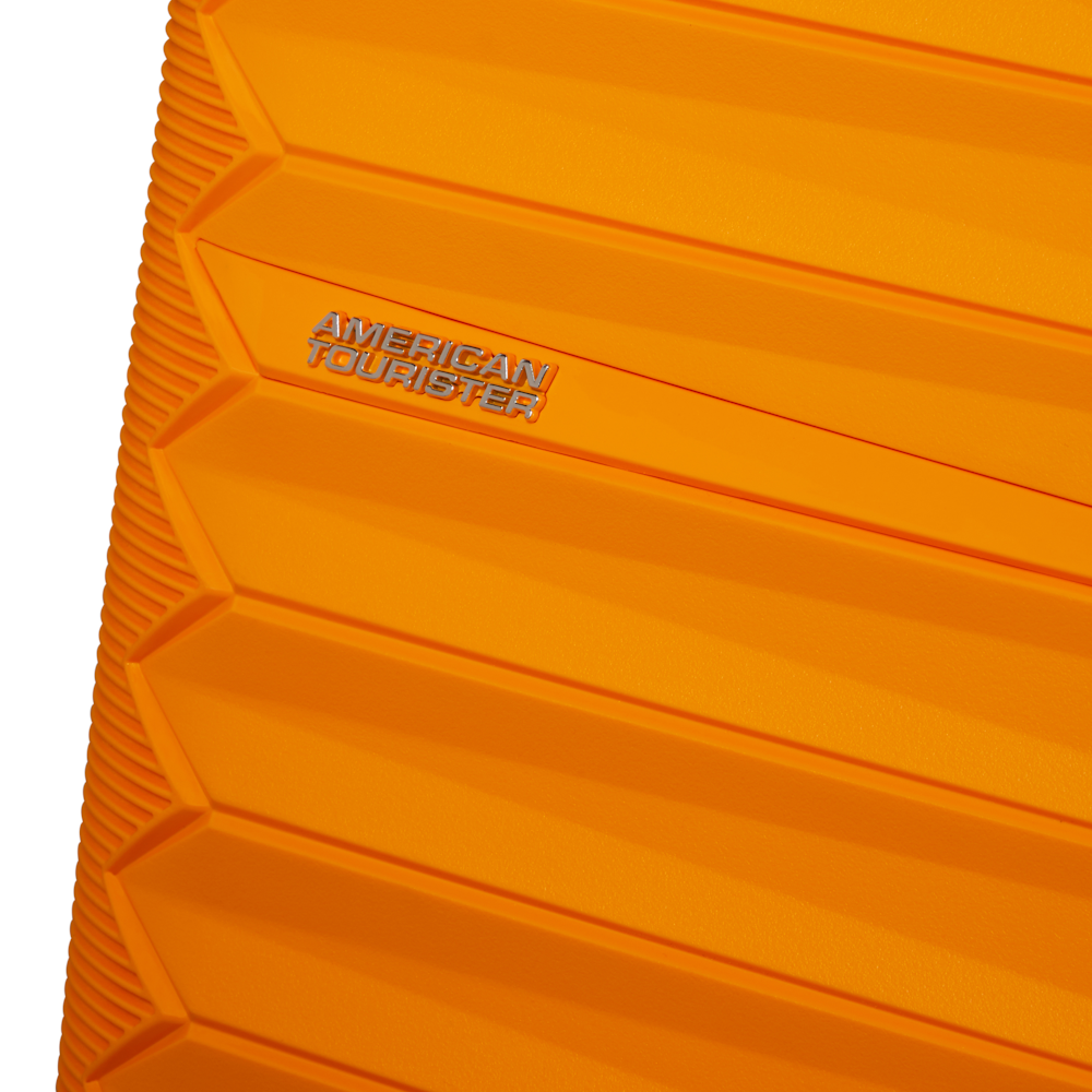 
American Tourister Fastforward 4 Wheel 55cm Exp Cabin Suitcase Radiant Orange
