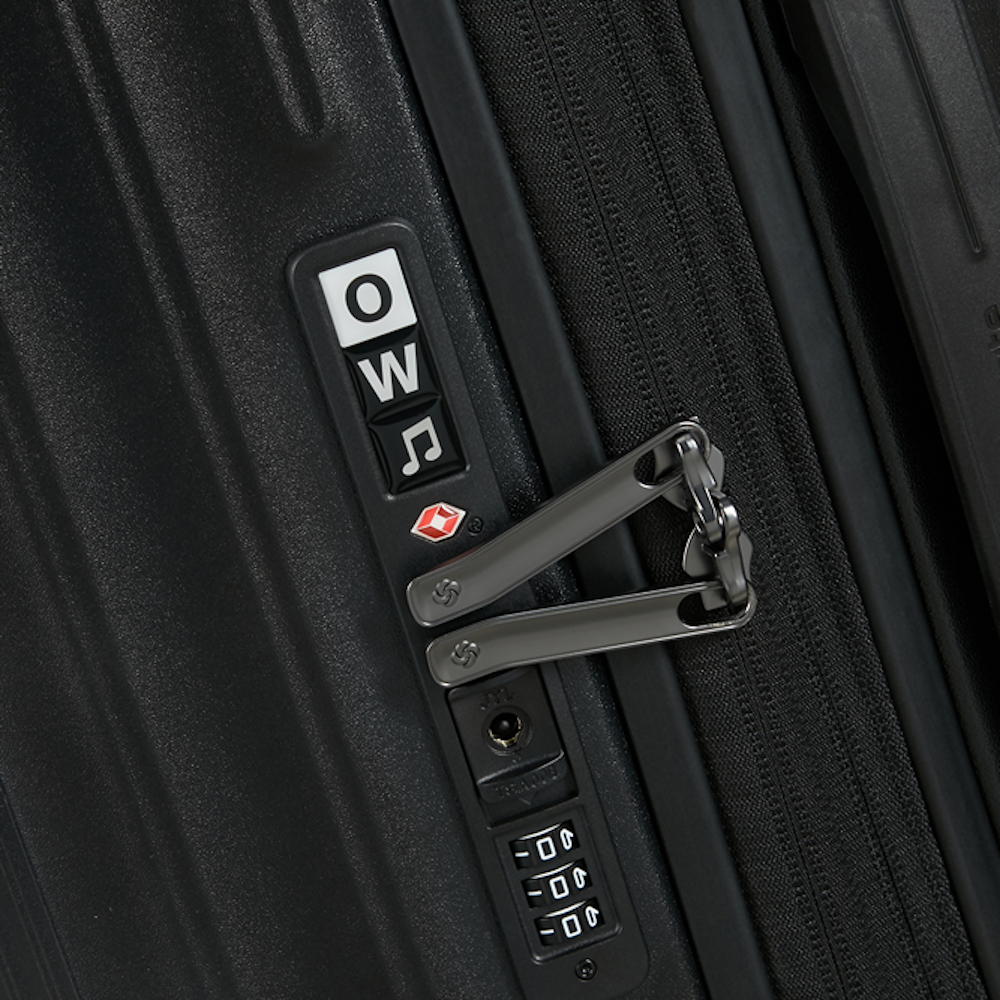 
Samsonite 2Wander 4 Wheel 81cm Expandable Extra-Large Suitcase Matt Graphite