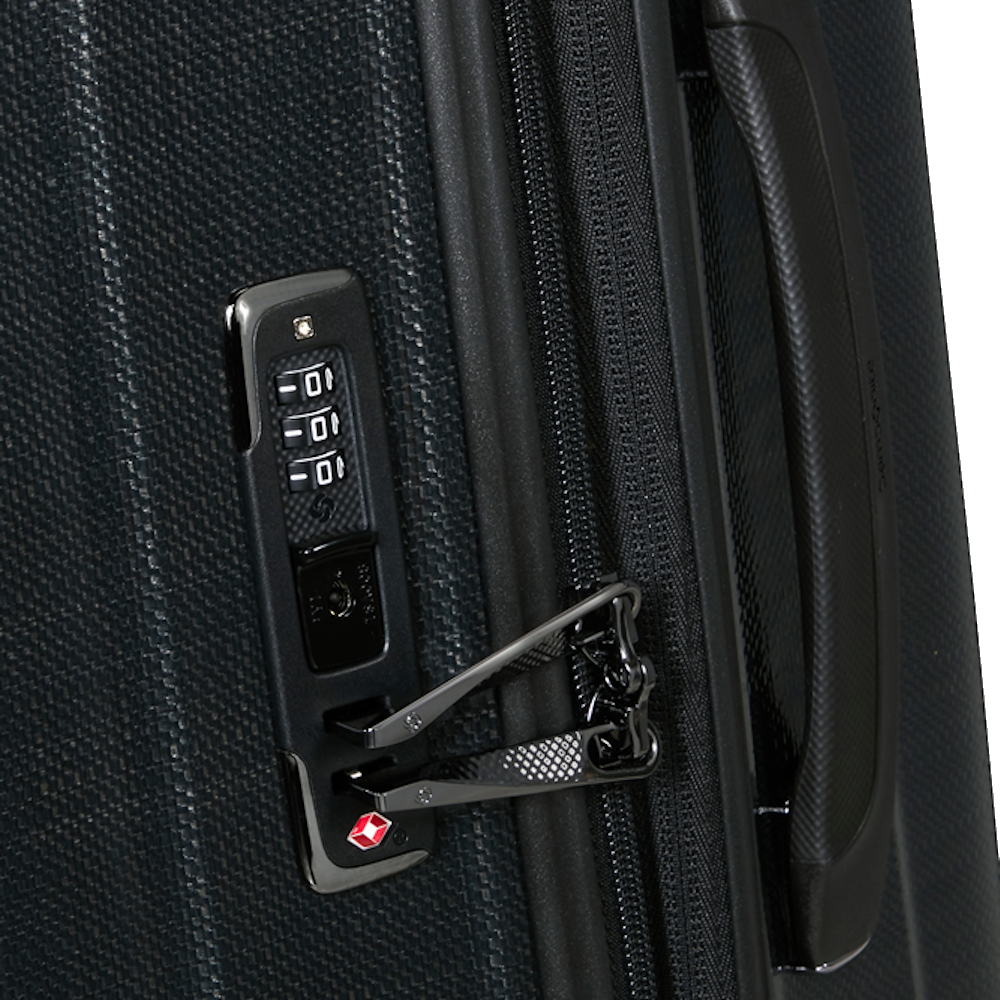 
Samsonite Nexis 4 Wheel 82cm Expandable Suitcase Onyx Black