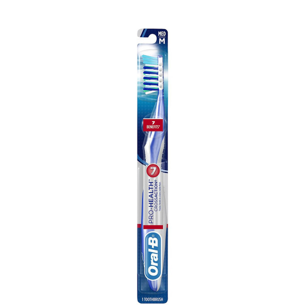 Oral B Toothbrush Medium