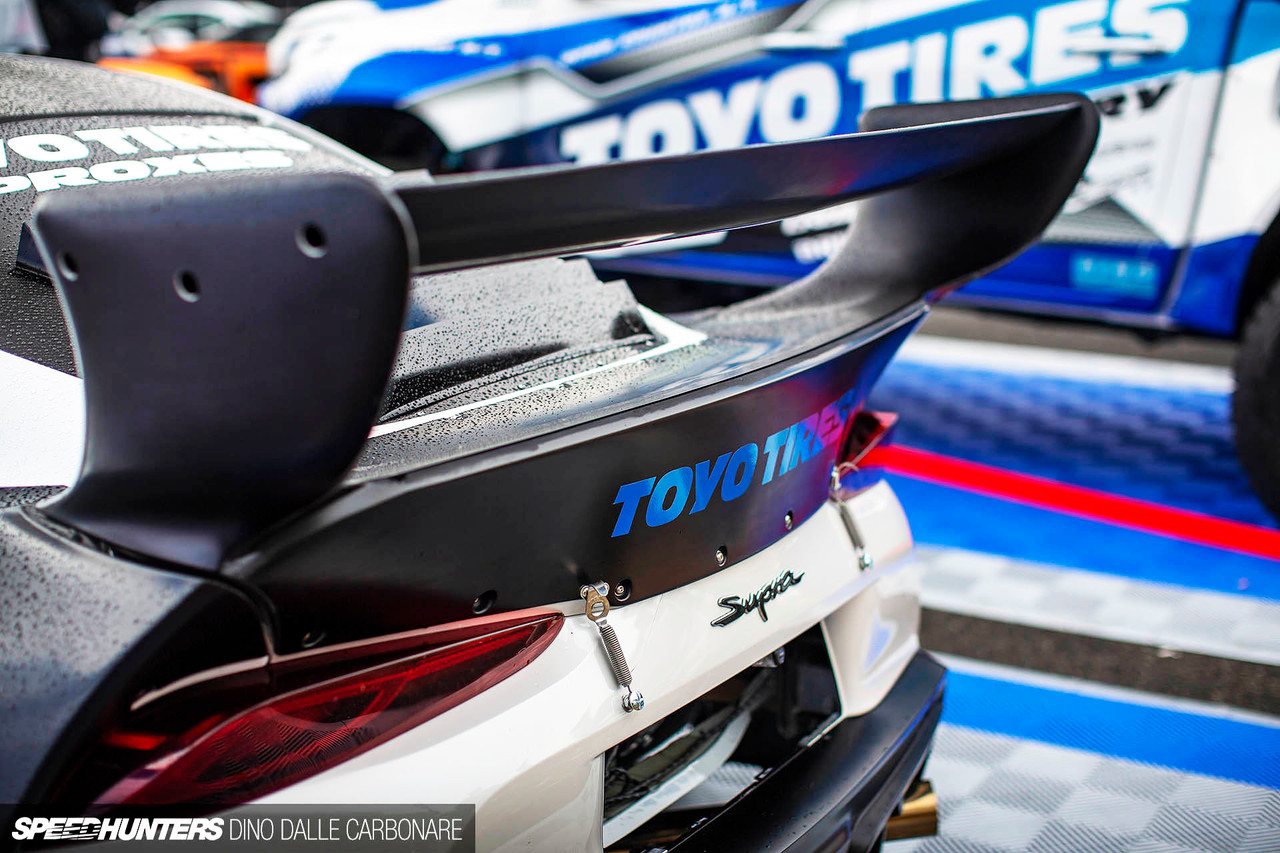 PANDEM / ROCKET BUNNY / COMPLETE V1 WIDE BODY AERO KIT / WITH WING (66910400) *** TOYOTA GR SUPRA (2020-2022)