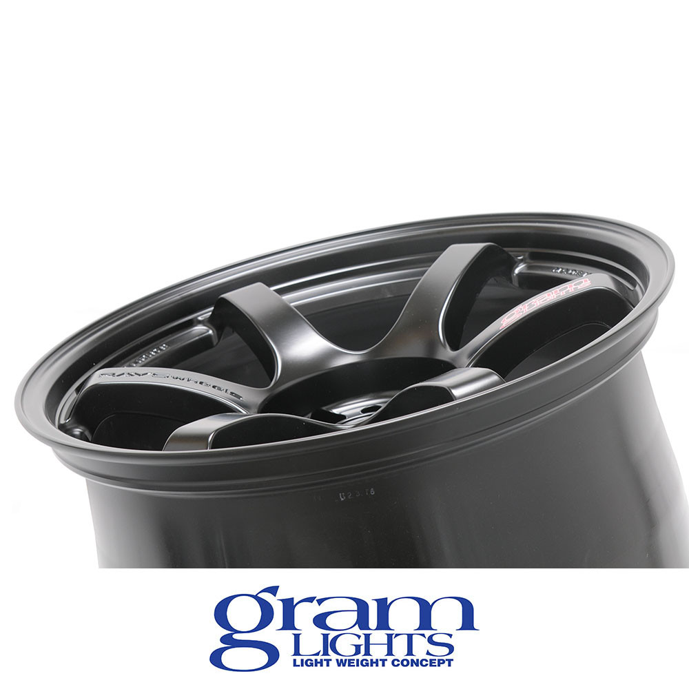 GRAM LIGHTS WHEELS - 57DR - GLOSS BLACK (18 X 9.5) +38 ET (5 X 114.3 MM) 73 CB / WGIX38EGX