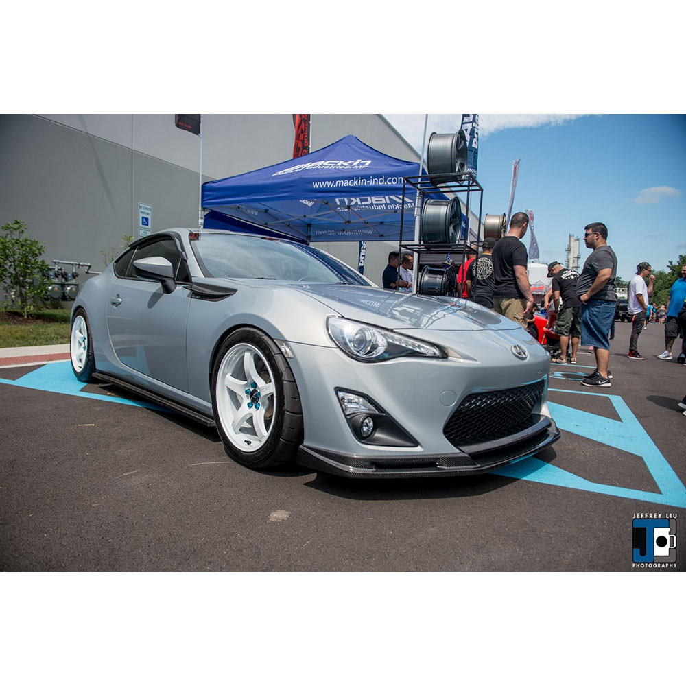 GRAM LIGHTS WHEELS - 57CR - CERAMIC WHITE PEARL (18 X 9.5) +38 ET (5 X 120 MM) 75 CB / WGCRX38WCPP