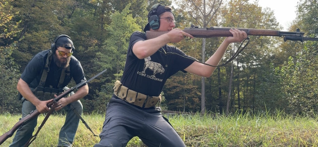 Debunking a Common WW2 Myth! (Achieve)