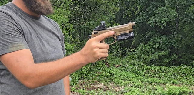 Are Pistol Safeties Necessary? (Archieve)