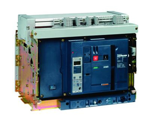 Effektbryter Schneider NW 4P Uttrekkbar
