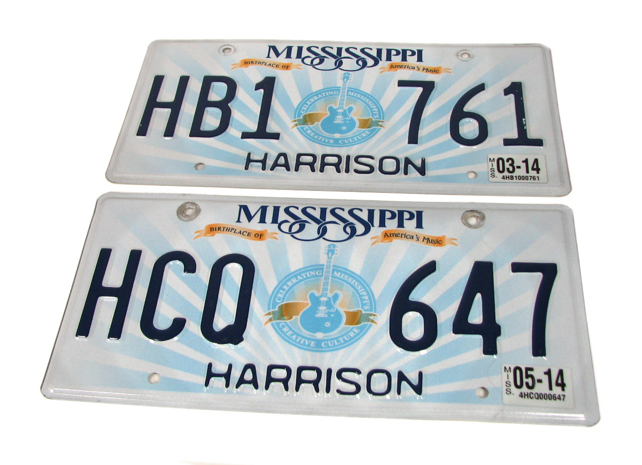 Craft Condition 20 Mississippi Guitar License Plates 