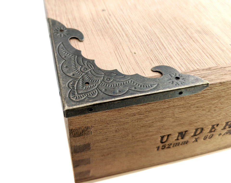 8pc. Ornate Lowprofile Antique Brass Box Corners C. B. Gitty Crafter Supply