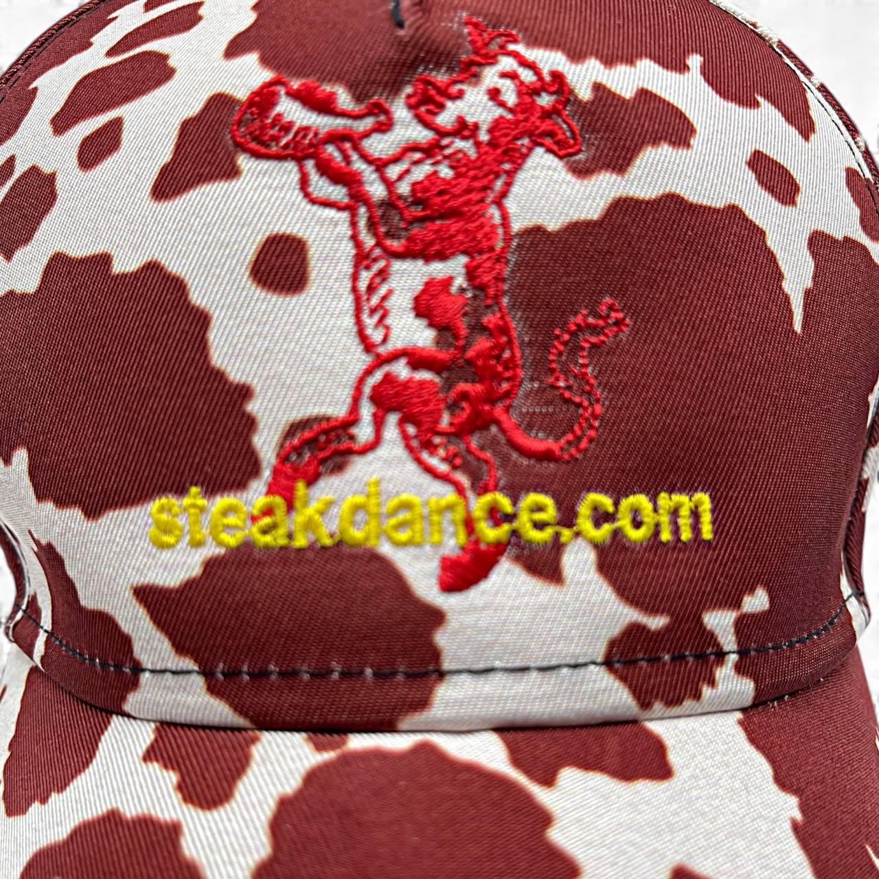 NEW-The Steak Dance How Now Brown Cow Hat