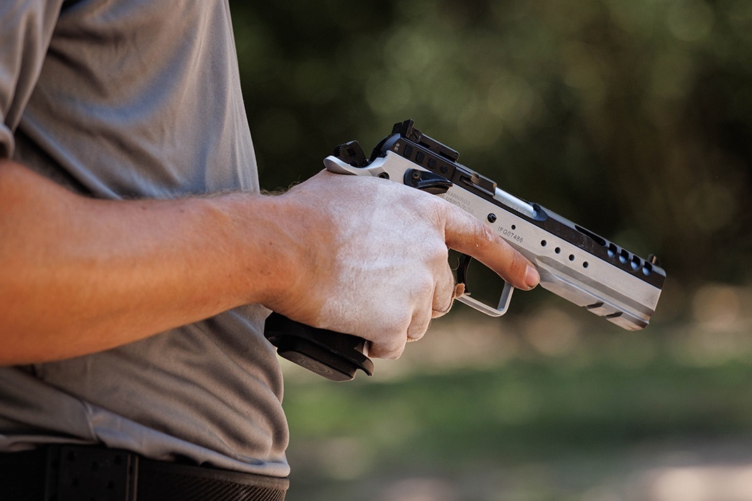 F.A.I.R. shotgun detail