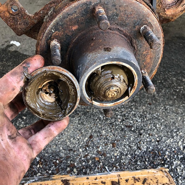 CONTAMINATED GREASE Trailer Depot