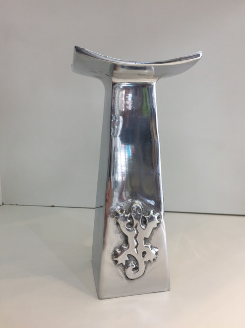 Tuatara candle holder 25cm pewter look New Zealand Kiwiana gift