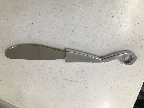 stainless steel knife with circle on handle