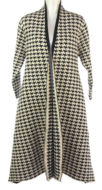Lilly houndstooth coat cape in black and white - various sizes