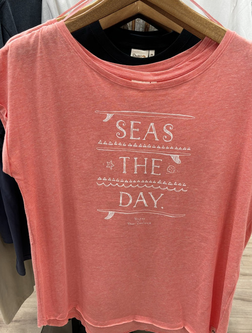 Napier NZ souvenir womens T-shirt - Seas the day coral marle - XS