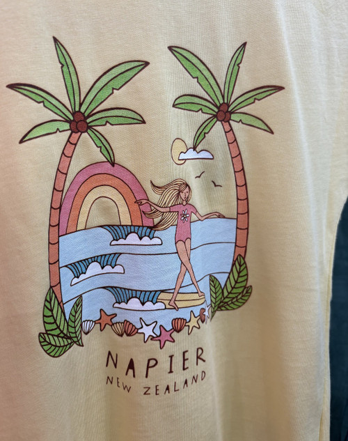 Napier NZ souvenir - girls tee sunset surfer - size 10