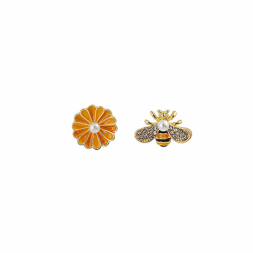 Bee and yellow flower with faux pearl stud earrings