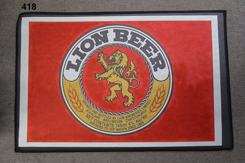 Red Lion Beer floor or door mat - approx 60cm x 40cm Red Lion Beer floor or door mat - approx 60cm x 40cm