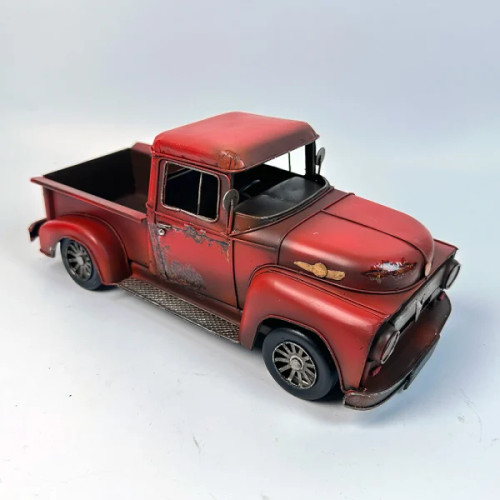 Retro Red Pantina Truck