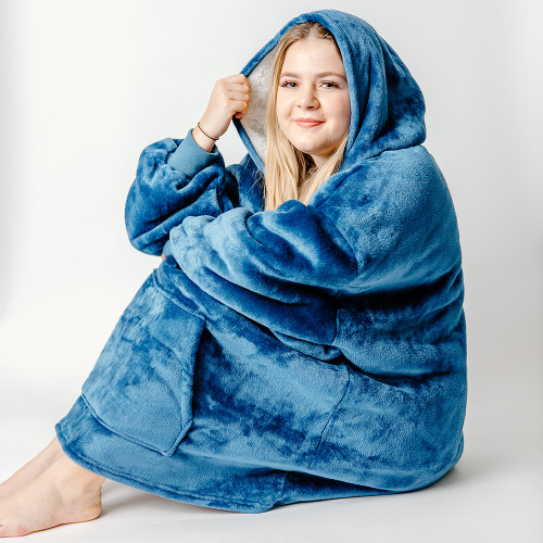 Hooded Sherpa robe in blue