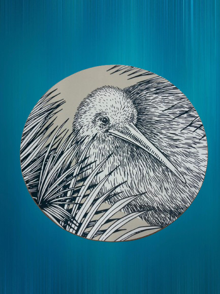 Individual round coaster with kiwi design