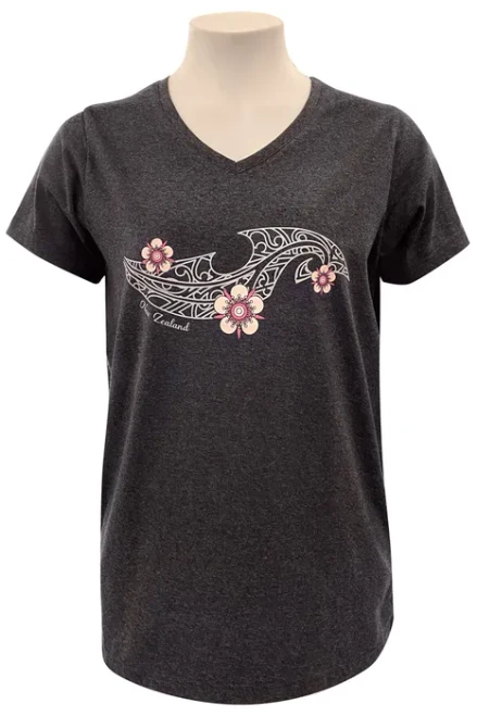 Grey New Zealand ladies souvenir T-shirt with tattoo and floral design