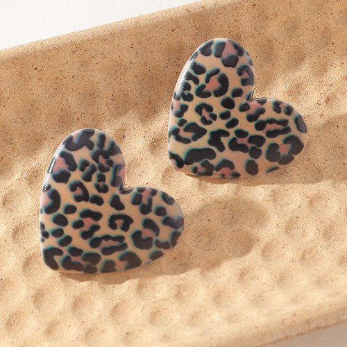 Heart shape animal print earrings