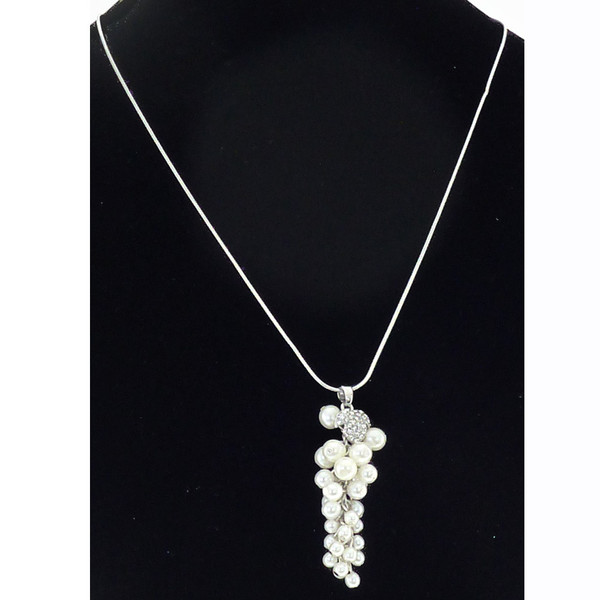 Sav. Grape pendant