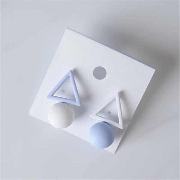Hollow triangle with ball asymmetrical earrings on posts - light purple and white