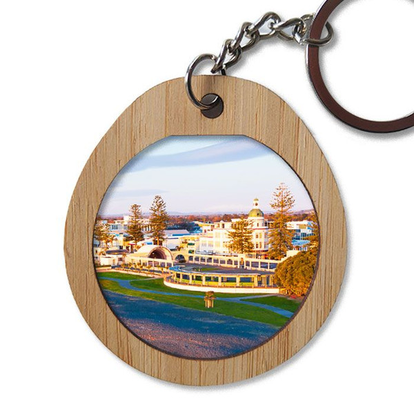 Napier NZ themed oval wooden keyring - Marine Parade, Napier NZ