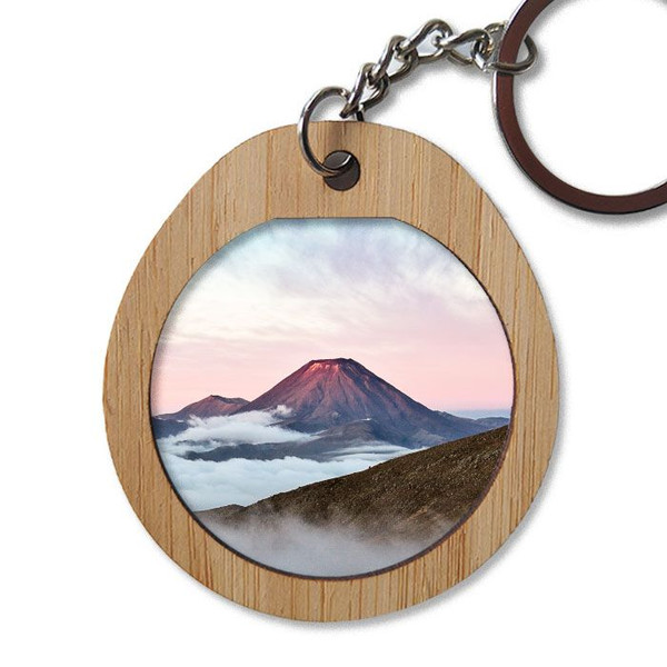 Mt Ngauruhoe NZ oval wooden keyring