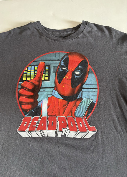 Deadpool Marvel Grey Graphic Vintage tee