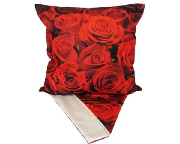 Cushion cover - red roses flower pattern