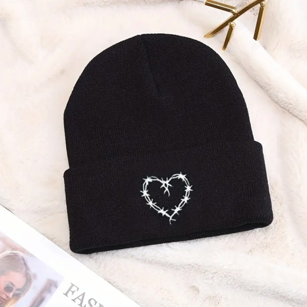 Black beanie with embroided barbed wire heart