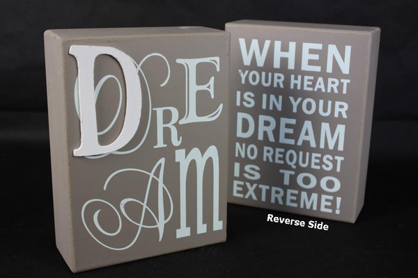 Dream double sided display cube