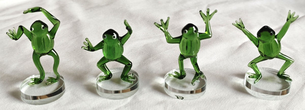 Glass Art Funny Frogs - 4 to collect (price per each)