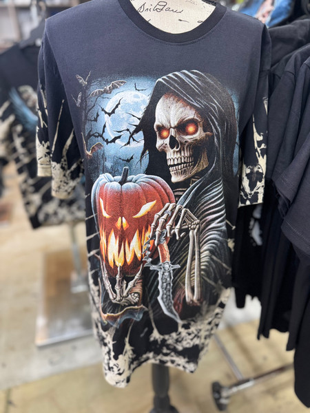 Front veiw of Grim Reaper T-shirt |Flaming Jack O Lantern