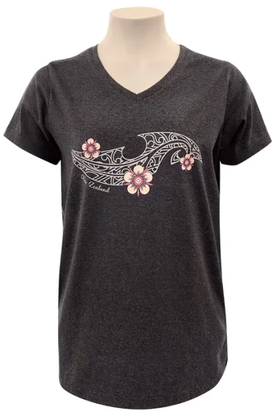 Grey New Zealand ladies souvenir T-shirt with tattoo and floral design