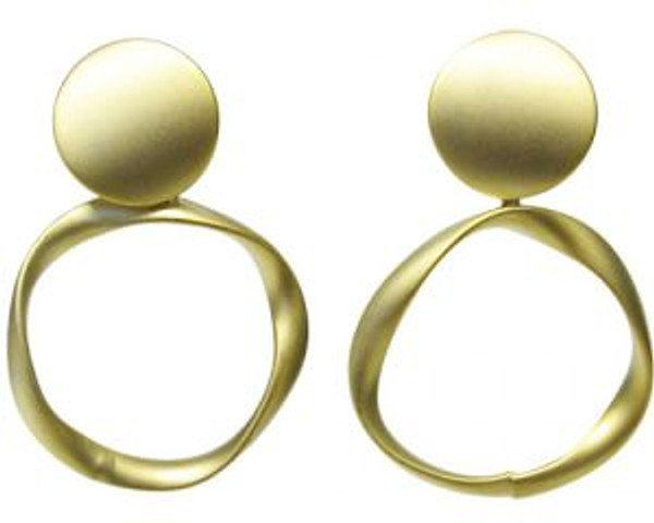 Matt gold circles hung from round stud earrings