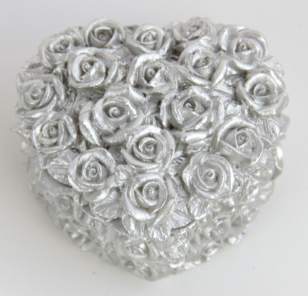 rose heart box (small)