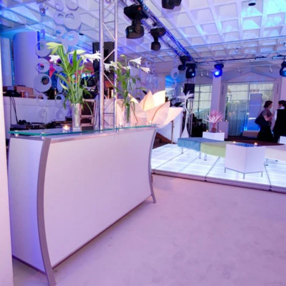 Tiered Bar with Glass Top 6ft