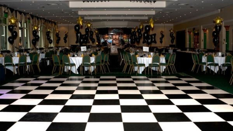 What Size Dance Floor Do I Need? Your Complete Guide 