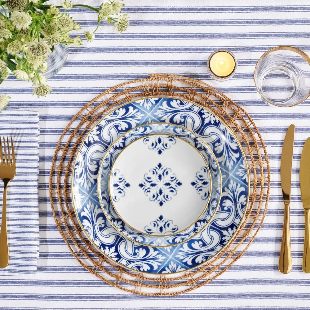 Transatlantica blue patterned crockery collection