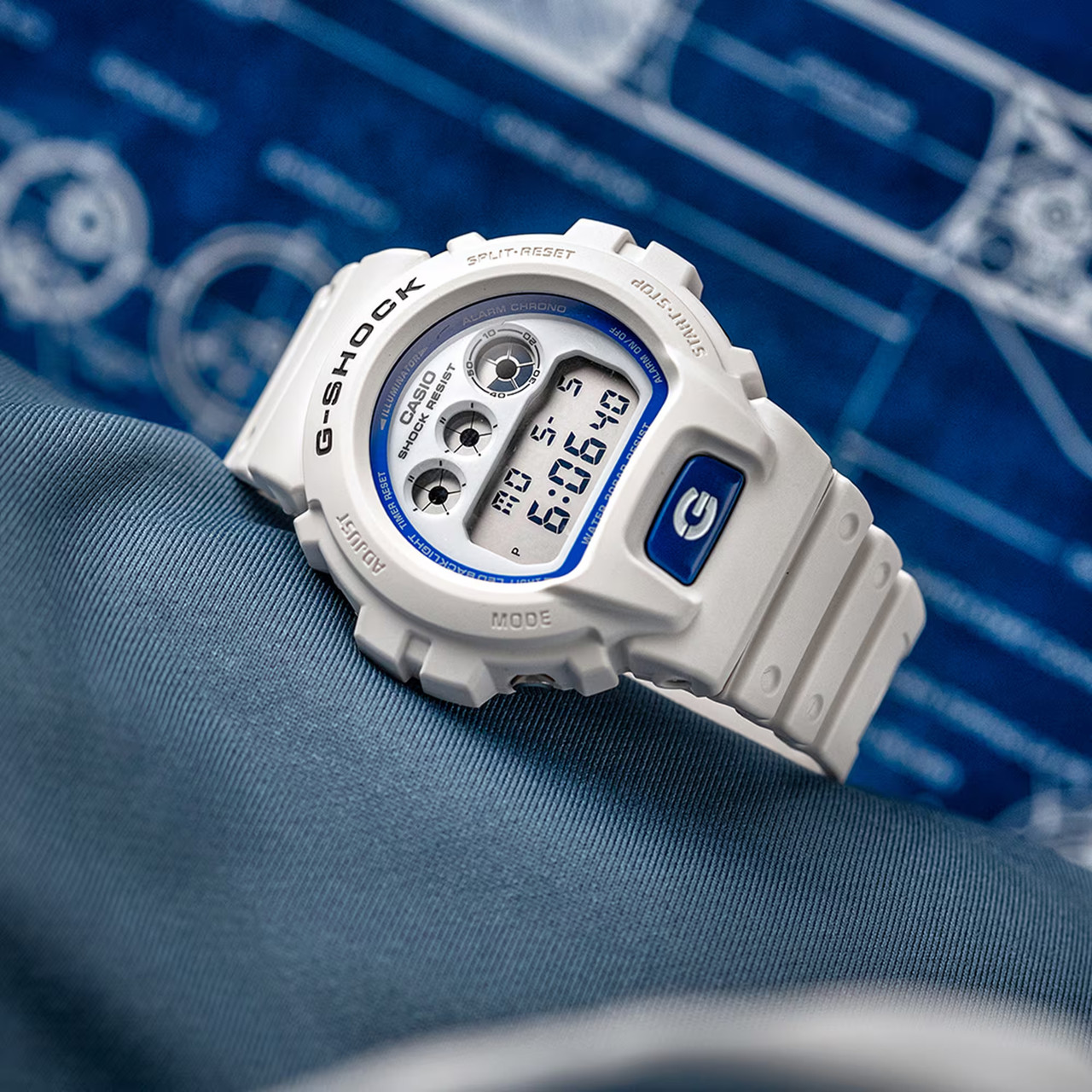 ファンタスティック・フォー:シビル・ウォー G-Shock Fantastic Four First Steps Watch DW-6900HDS-7ER-F4