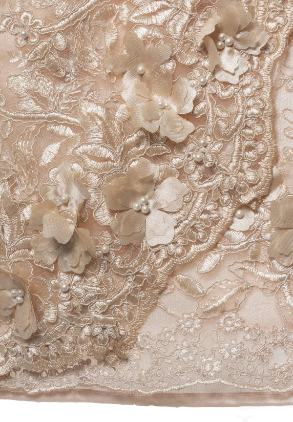 Ropón de bautizo M35 para niña beige + Vestido de fiesta