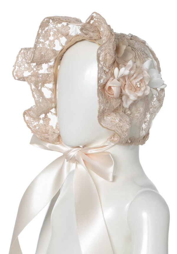 Ropón de bautizo M35 para niña beige + Vestido de fiesta