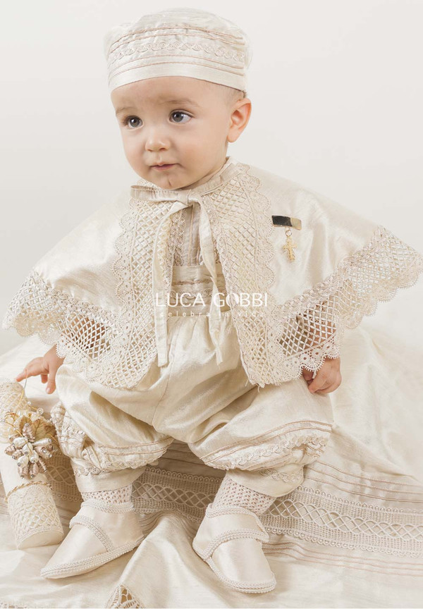 Ropón de bautizo E27 clásico para niño beige