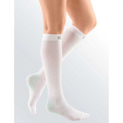 BareMed STOCKING GCS ANTI EMBOLISM SAFETYSOLE KNEE LONG | Buy for 14.95 | |