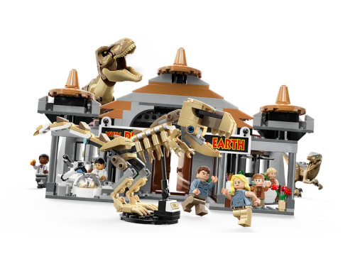 Lego Jurassic World - Visitor Centre T Rex & Raptor Attack